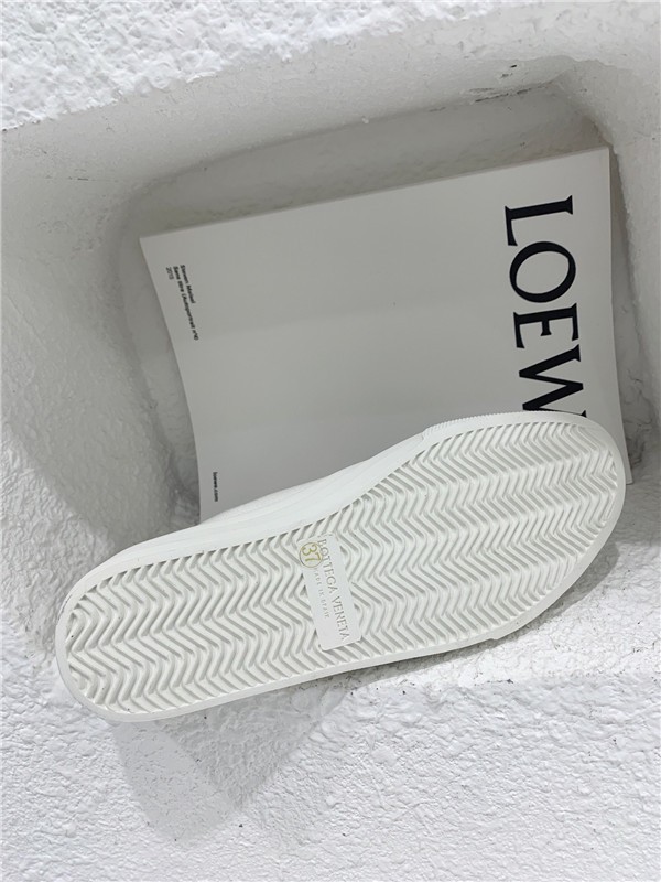 olcson bottega veneta canvas shoes replica shoes elado Uzlet utanzat budapest replika Gucci cipo Chanel ov Marc Jacobs szandal Alexander Wang webshop